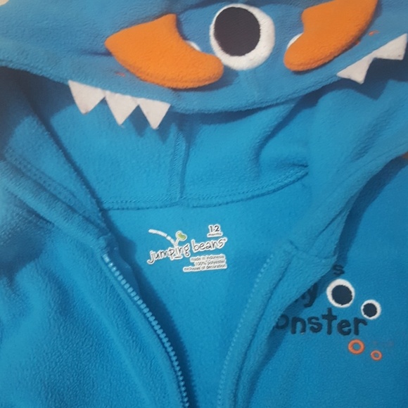 3 Carters onesies and 1 fleece Hoodie 12 month - Picture 3 of 4